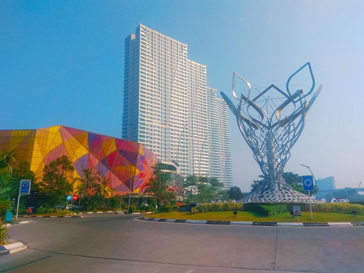 Apartemen Comfy And Warm Grand Kamala Lagoon By Travelio Bekasi